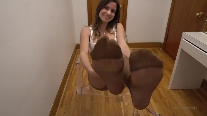 Cover Arstudio Berkshire French Coffee Pantyhose Review - OnlyFans