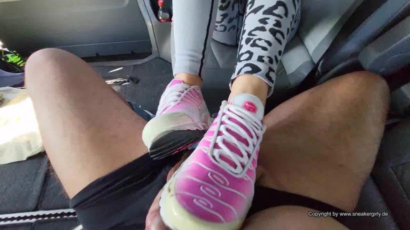 Cover Cock Trampling With Cute Nike Tn - Girls in sexy Sneakers