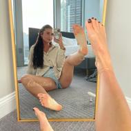 Preview 9 Katescutiies How Do We Like The Mirror Pics Wanted - OnlyFans