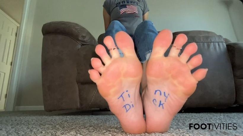 Cover Ivys Feet - Sph W/ Voice Feet Reacting To Your Size - ManyVids