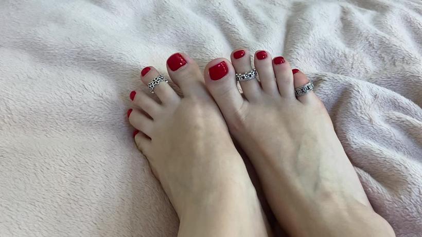 Cover wow_adele - My Red Pedicure And Toes Rings - ManyVids