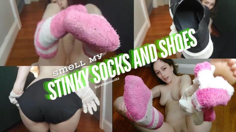 Cover Lizzymaestro - Smell My Stinky Socks And Shoes - ManyVids