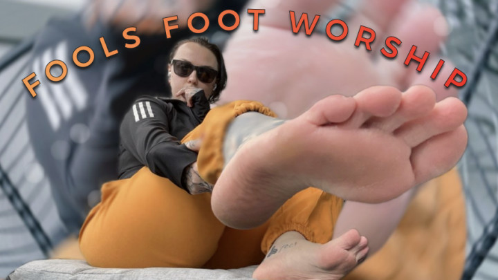 Cover MissValentina - Fools Foot Worship - ManyVids