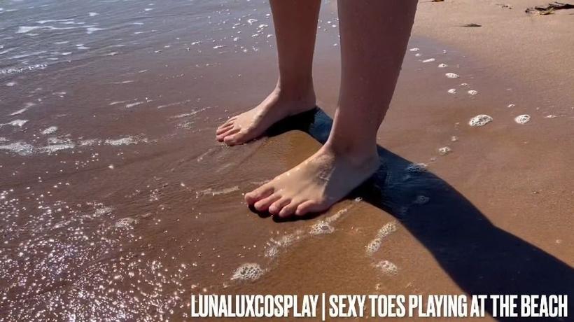 Cover LunaLuxCosplay - Feet In The Ocean - ManyVids