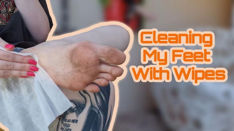 Cover TheEleanorGee - Cleaning My Feet With Wipes - ManyVids