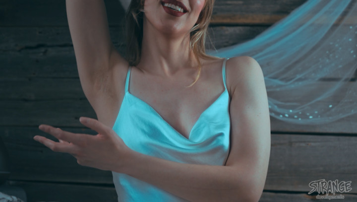 Cover Imilia Audley - FREE - Spellbound By A Futanari Sorceress - ManyVids