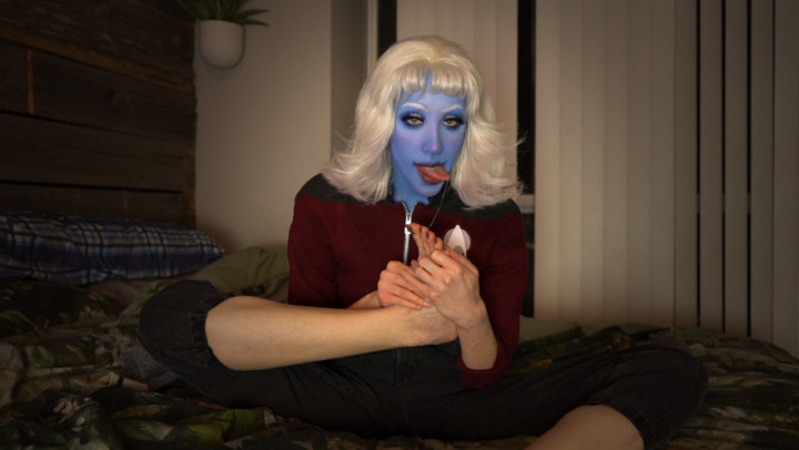 Cover Imilia Audley - Andorian Sock Removal and Foot Worship - ManyVids
