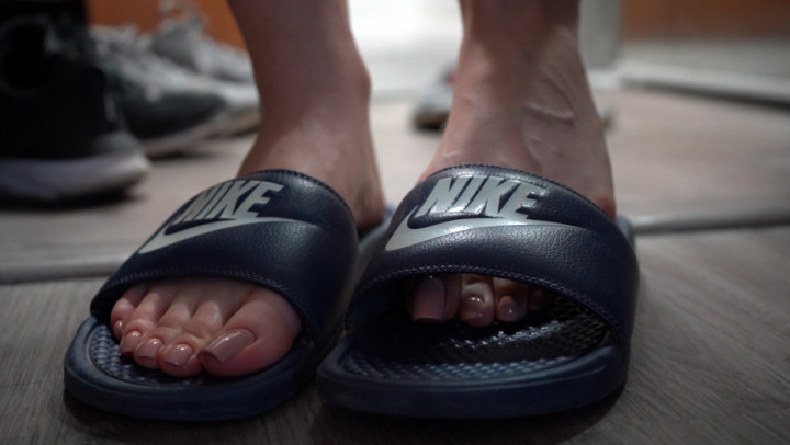 Cover Imilia Audley - Peep The Toes - ManyVids