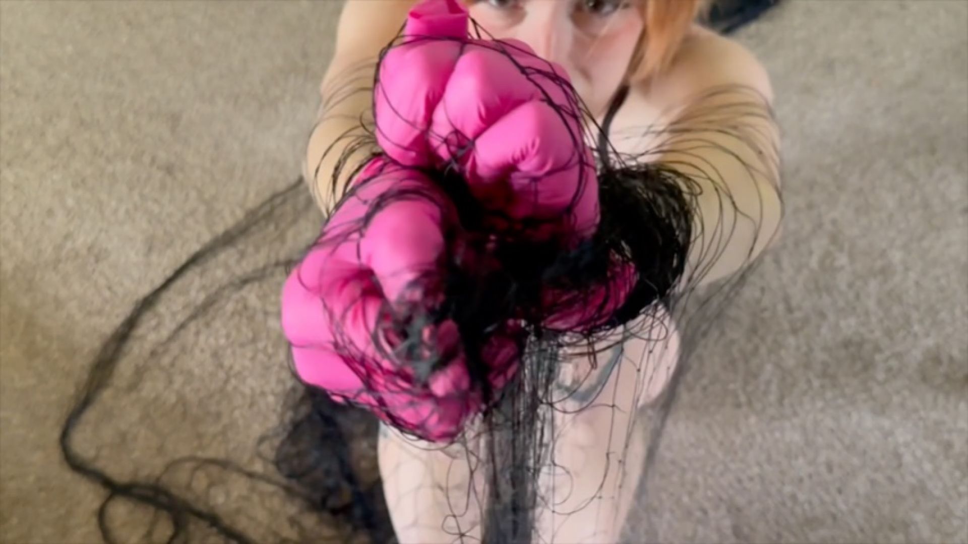 Cover Elle Marz - Cat burglar caught in a booby trap + bloopers - ManyVids