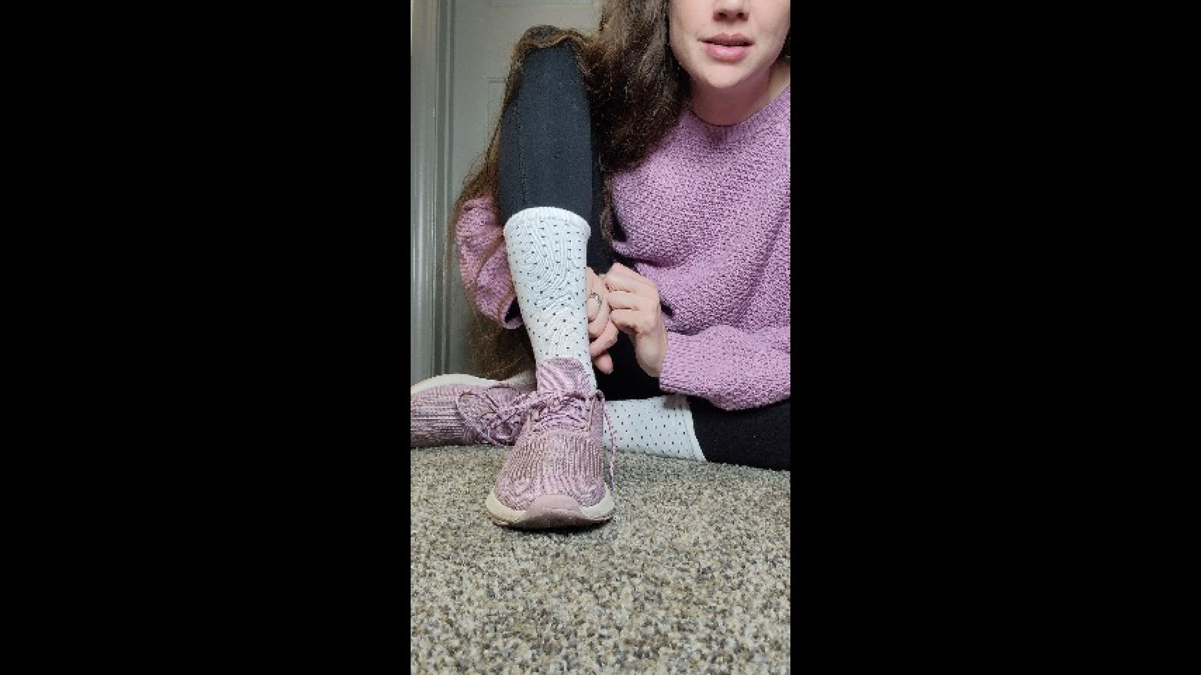 Cover Sweetsoleprincess - Sweaty Sneakers Big Feet JOI - ManyVids