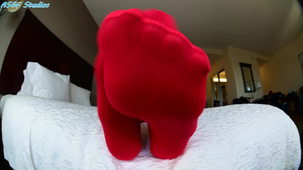 Cover 4K! Swede In Red Hose! - Mp4 - Amateur soles giantess and footjobs