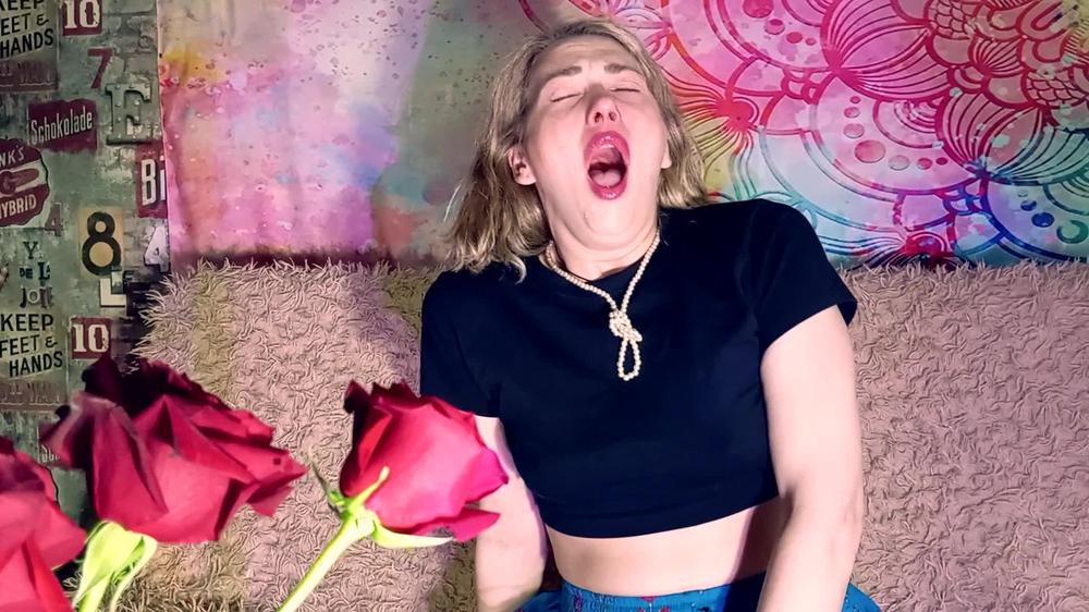 Cover Roses And The Date - VixenVillena