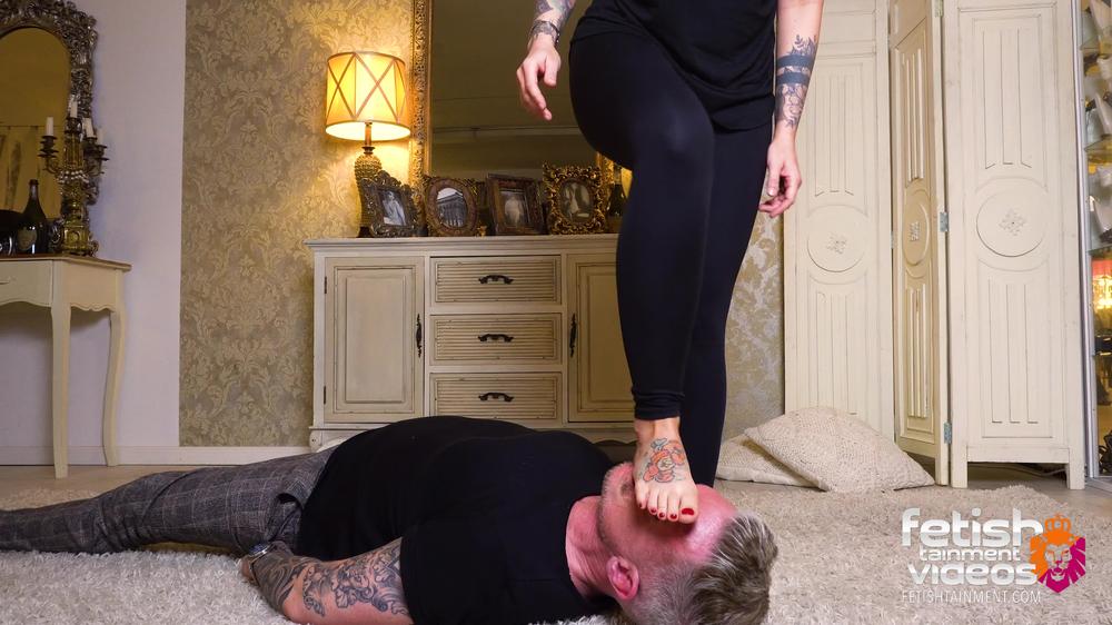 Cover Submission With Feet And Spit In The Face ( Foot Domination & Spitting With Milf Mistress Lena C ) - 4K Uhd Mp4 - FEMDOMSQUAD Video Store