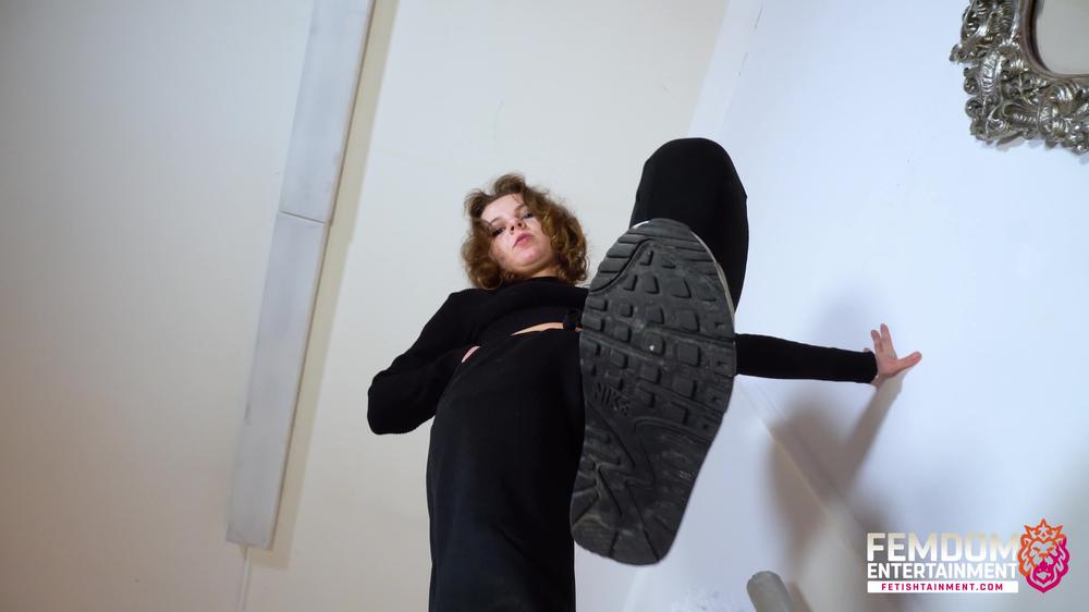 Cover I Will Crush You Under My Dirty Sneakers ( Giantess Feet And Trampling Pov With Miss Kinga ) - 4K Uhd Mp4 - FEMDOMSQUAD Video Store