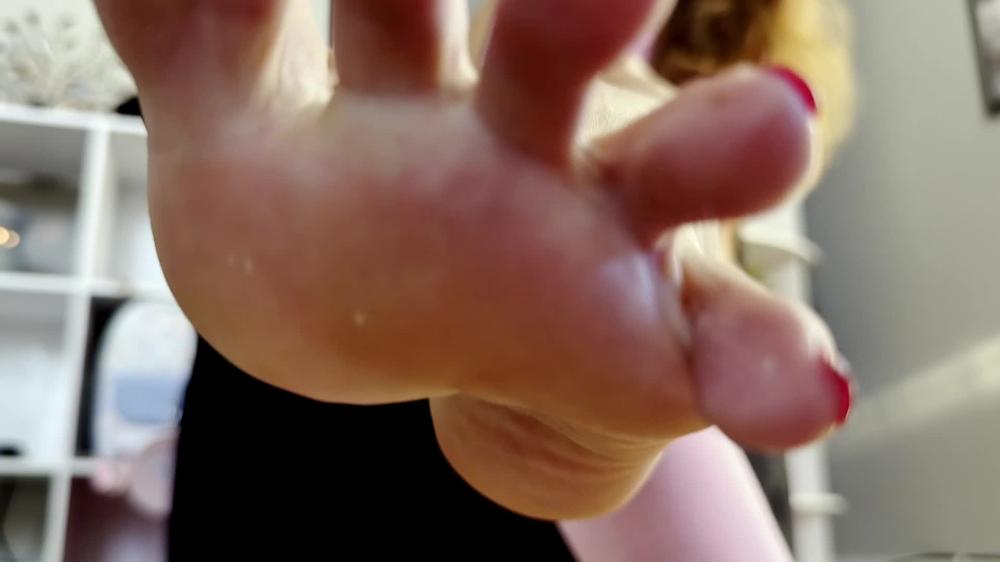 Cover You Re My Post Gym Foot Towel - CruellaCrave