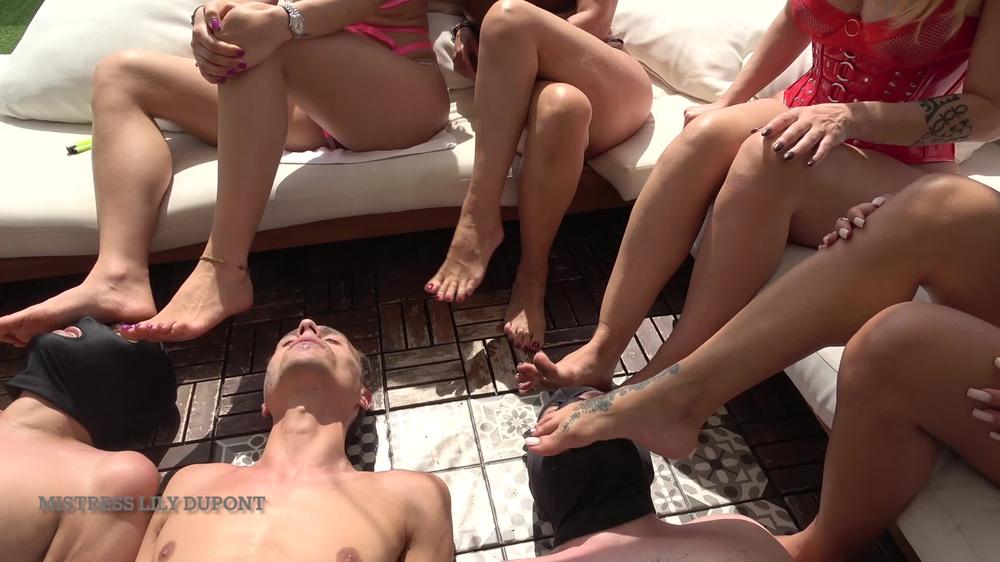 Cover LILY DUPONT : HUMAN ASHTRAY AND FOOT LIKERS - mistresslilydupont