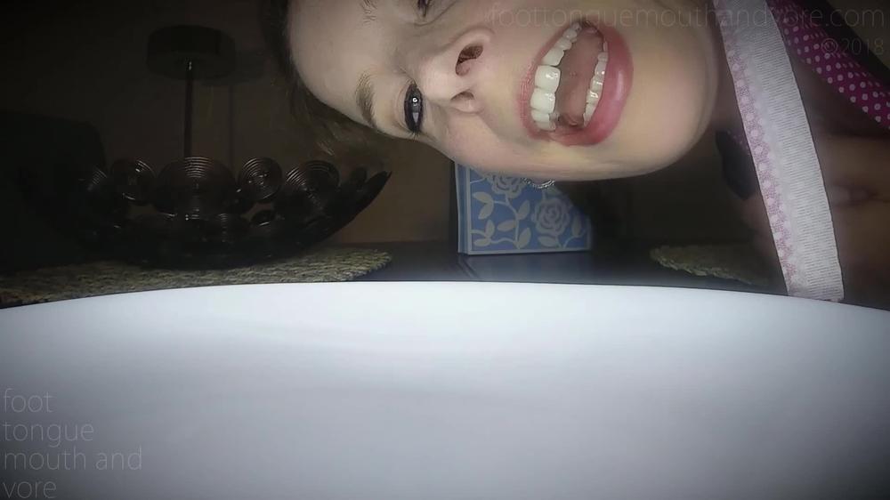 Cover Your Step-Mother The Giant Maid & The Shrinking Experiment That Backfired - Foot Tongue Mouth and Vore