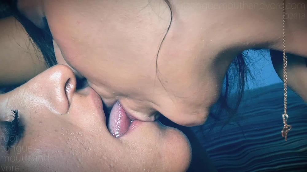 Cover Real Sisterly Love: Complete Feature-Length Edition (Feeding, Biting, Tongue Sucking, Kissing, Spit Playing, Drooling, Licking & Foot Worship) - Foot Tongue Mouth and Vore