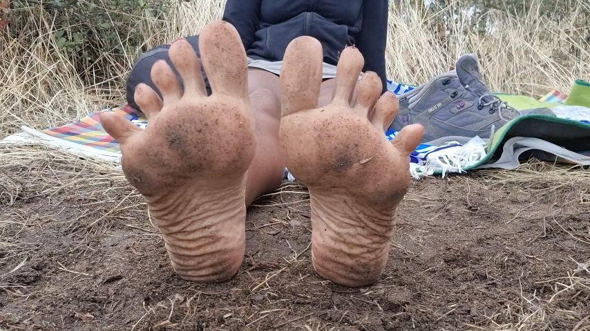 Cover GoldenLace - Dirty feet joi outdoors - ManyVids