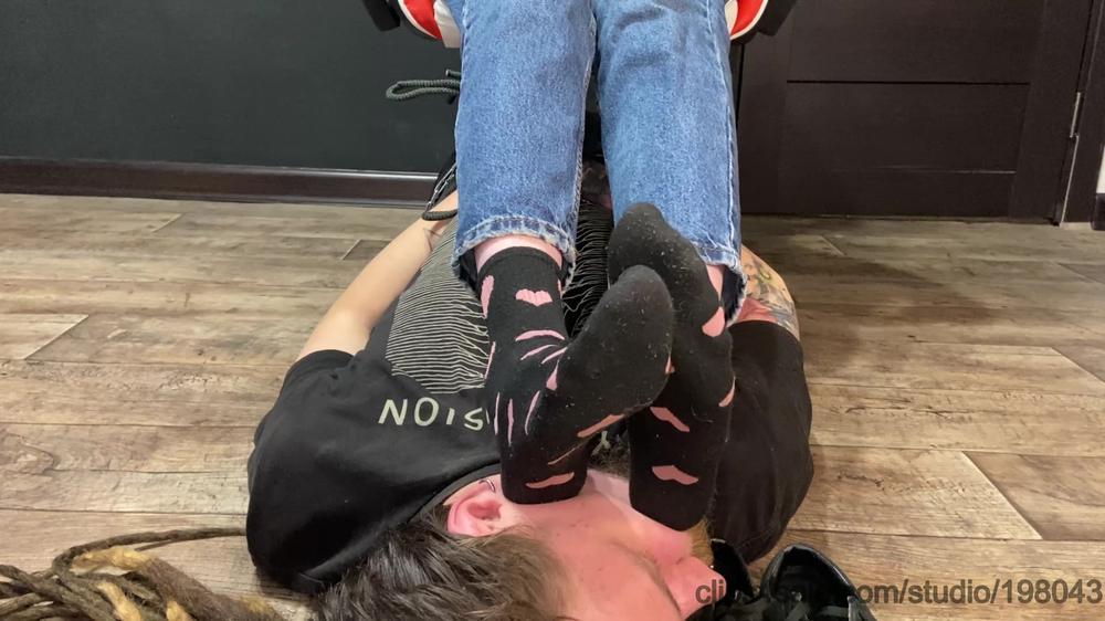 Cover Slave'S Face As A Footstool Under My Dirty Vans Sneakers, Socks And Sweaty Bare Feet - Yokai Goddess