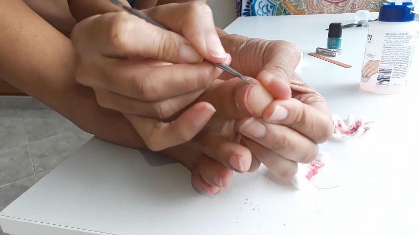 Cover GoldenLace - Fixing up my feet - ManyVids