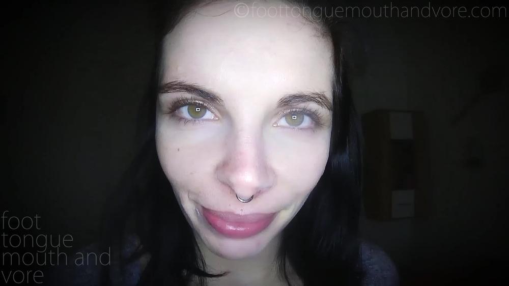 Cover The Jogger : Pov Sweaty Armpits Sniffing & Licking, Face Licking, Face Spitting, Spitty Sneaky Sole Licking And Sniffing & Face Sitting - Foot Tongue Mouth and Vore