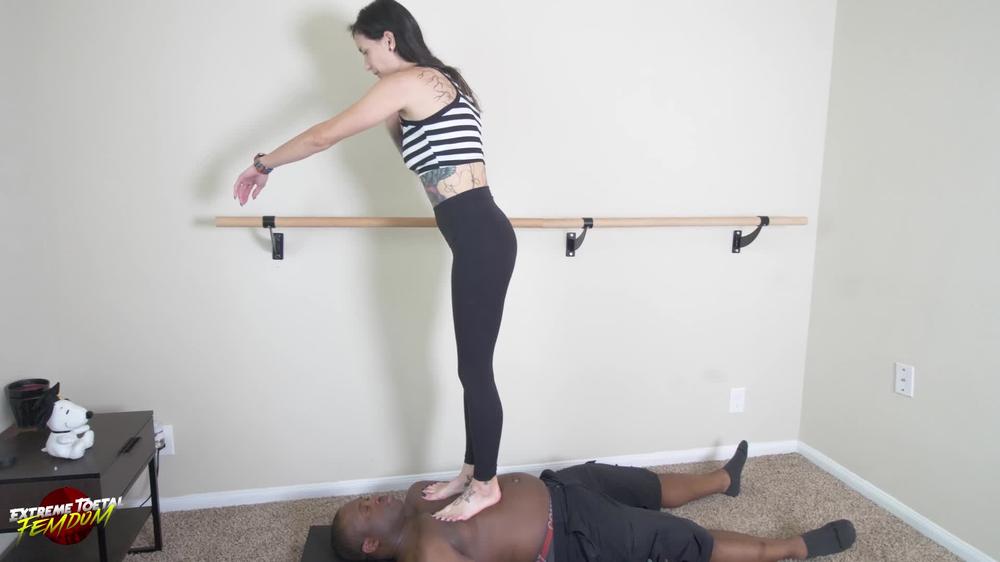 Cover Greasy Rose: Good Boy, Just Lay Still As I Walk All Over You-Dynamicview - 1080P - Extreme TOEtal FooTdom