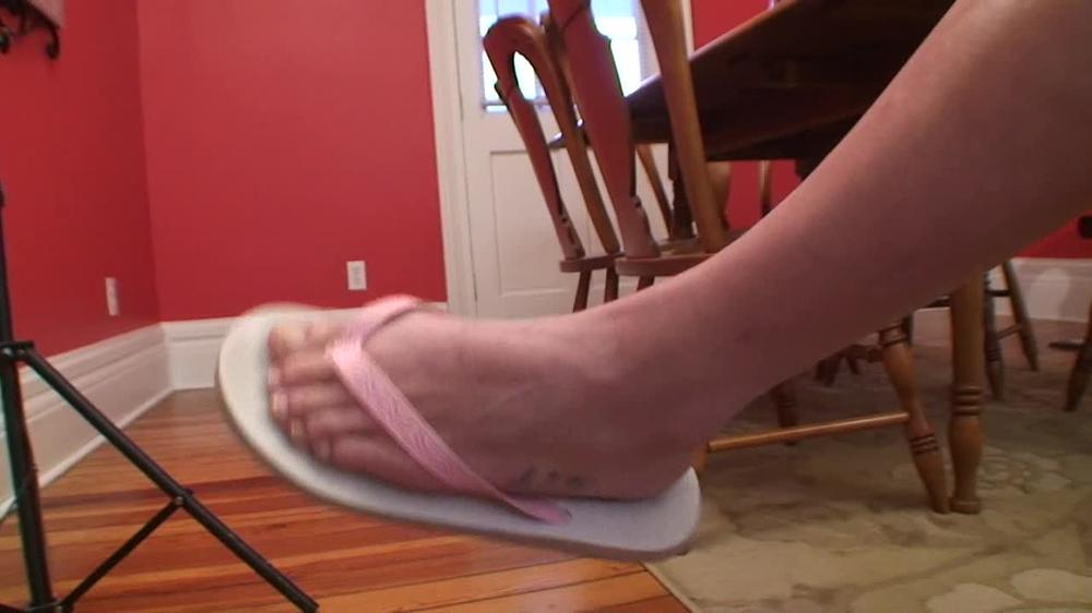 Cover Nevaeh Smacks Her Smelly Feet In Flip Flops 2 - Sweet Southern Feet SSF