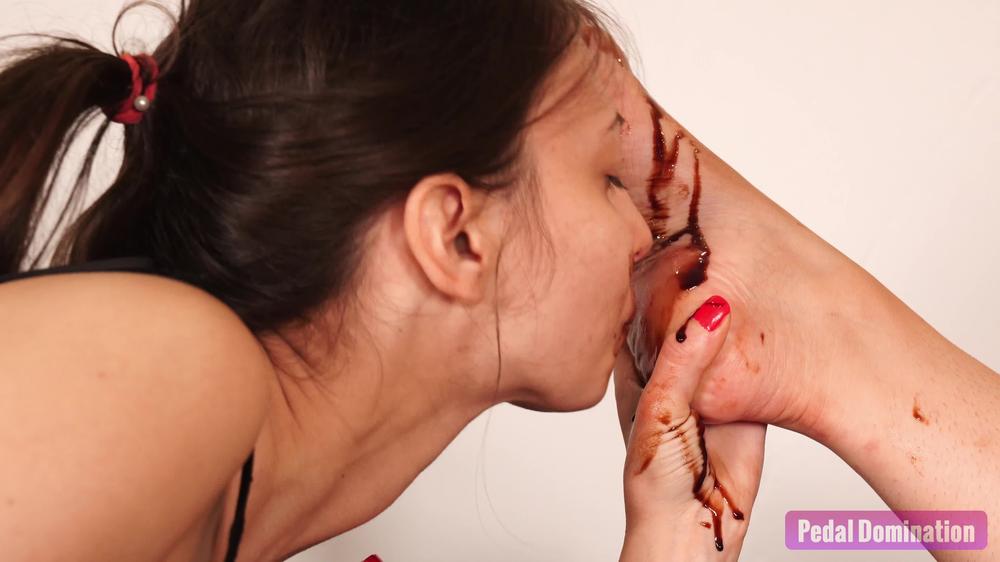 Cover Chocolate Feet Licking - 4K Mp4 - Pedal Domination